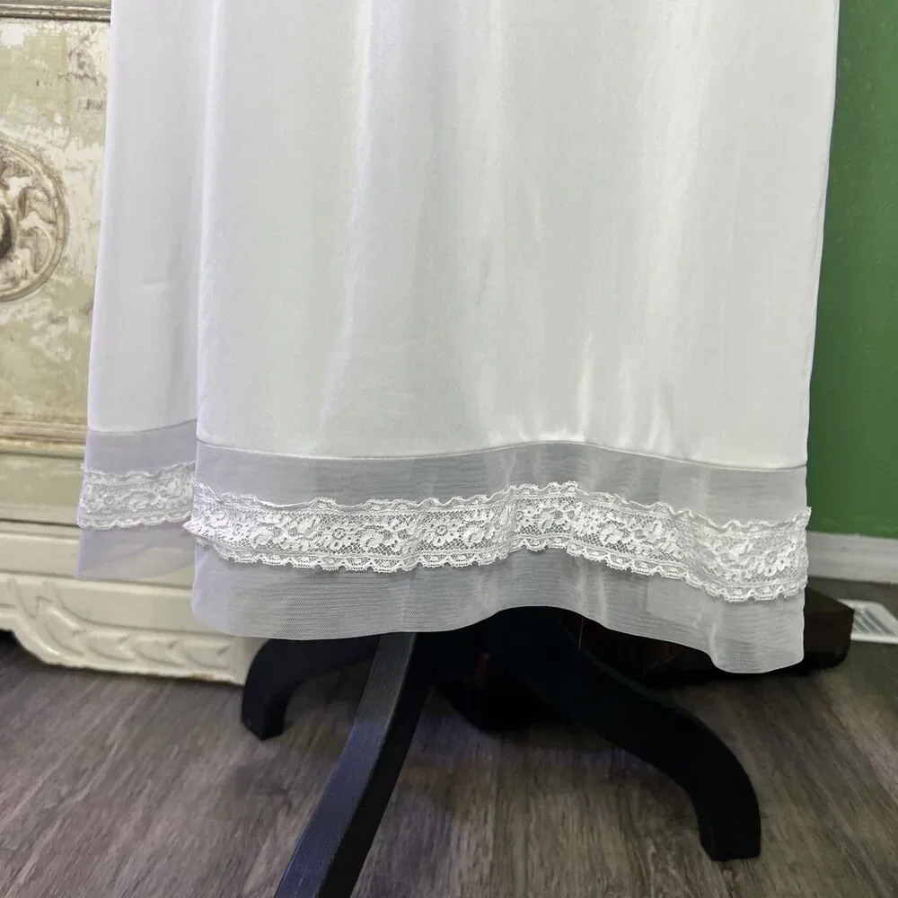 Vintage Luxite by Kayser White Nylon Lace Nightgown Slip Sz 32 Gathered Waist